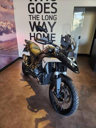 BMW R 1300 GS TRIPLE BLACK BMW R 1300 GS TRIPLE BLACK